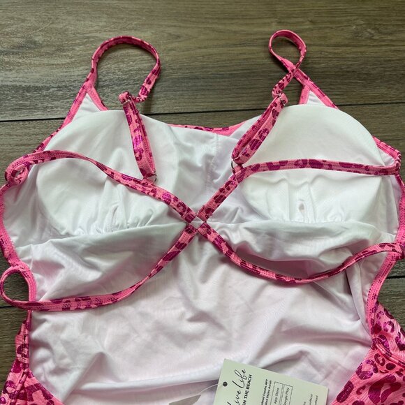 Cupshe Pink Leopard Print One Piece Swimsuit Womens Size Large Shiny Strappy NEW - Picture 9 of 11